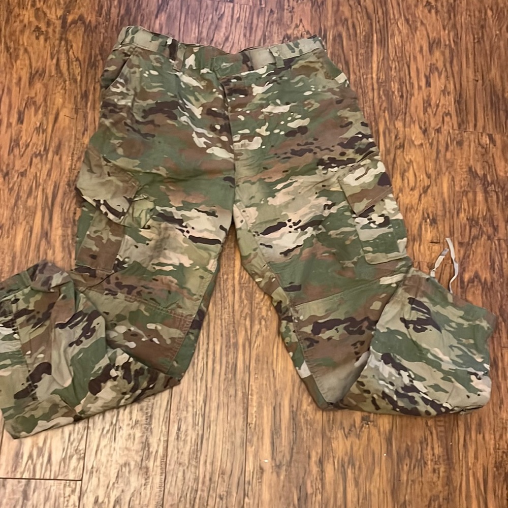 USGI ARMY Flame Resistant Multicam OCP Combat Pants Trousers Size large
